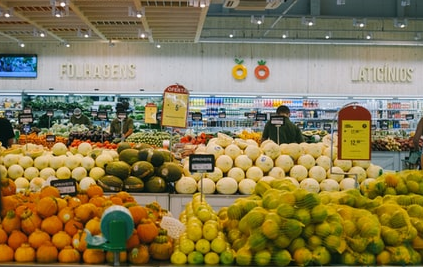 小売事業者向け 商品需要予測サービス「売りドキ！予報」実証実験参加事業者中、9割弱で売上増、約7割で廃棄削減を実感 ～全国の中小規模小売店が気軽に導入できるよう、より安価なオンライン決済を開始～