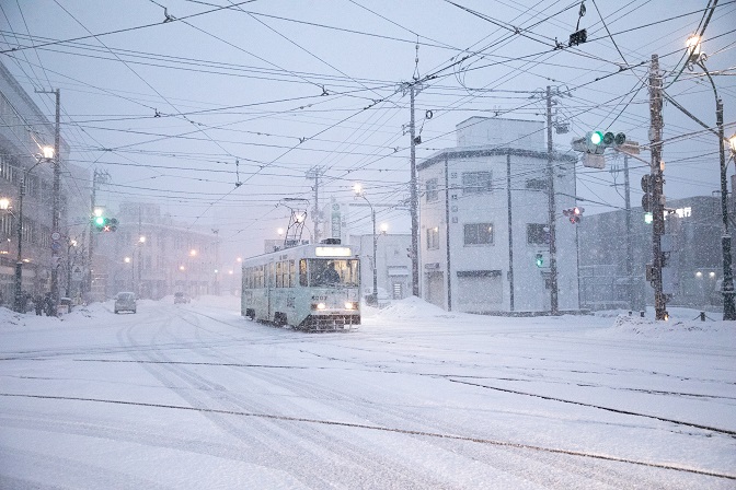 日本気象協会から毎年冬季に実施する公開シンポジウムのご案内 ～札幌都市圏での大雪災害による道路交通への影響と将来に向けて～