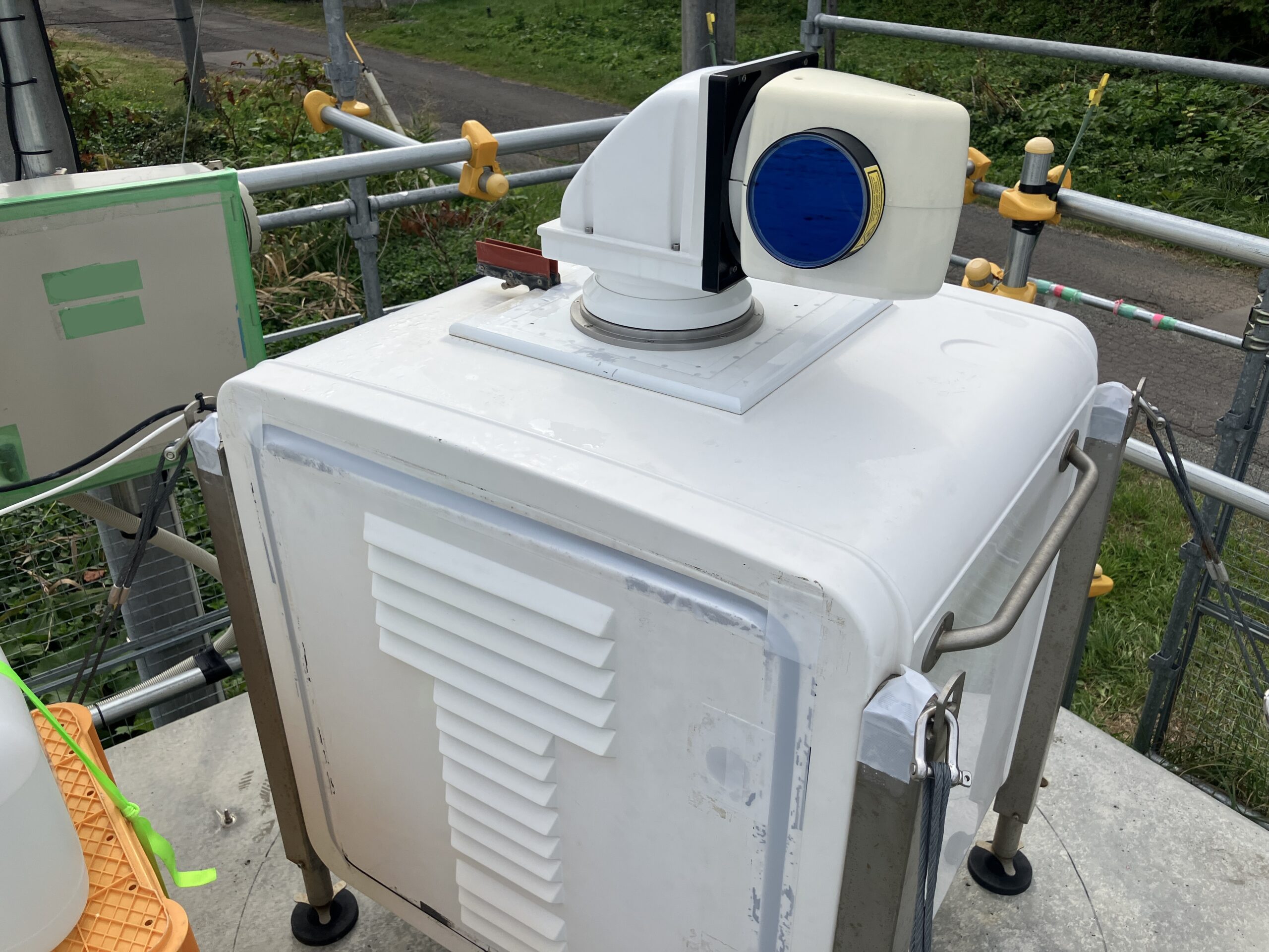 風況調査の観測機器(例) スキャニングライダー